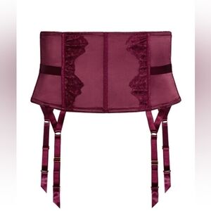 New longline garter belt - berry color